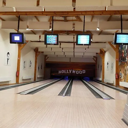 Le Du Chateau Dans Le Centre De Apartament *