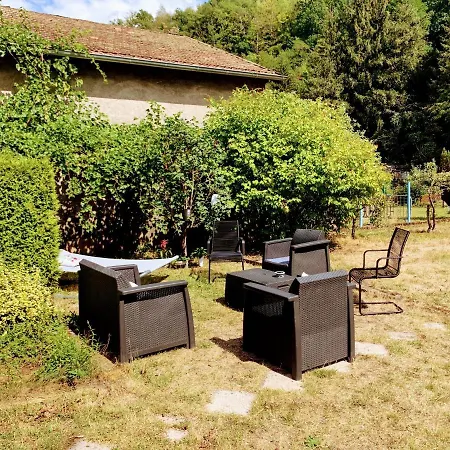 Le Du Chateau Dans Le Centre De Schirmeck